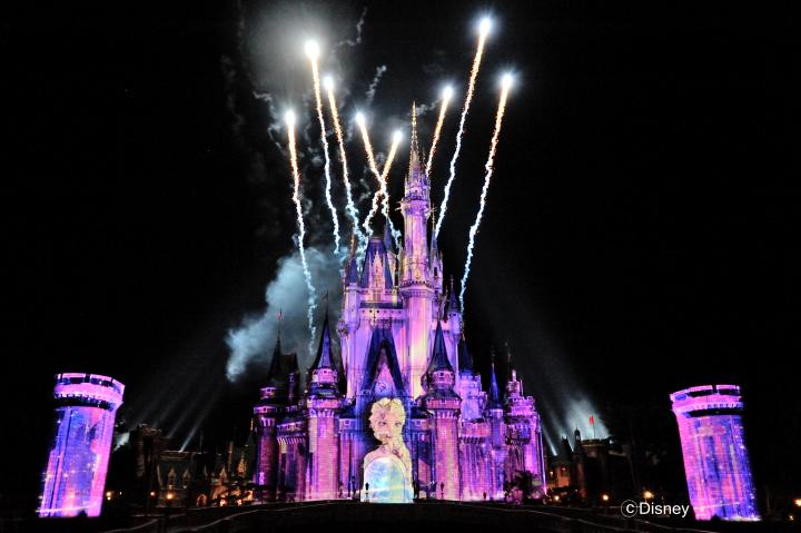 東京ディズニーランドでは ワンス アポン ア タイム 冬の特別版が公演中です ことりっぷ