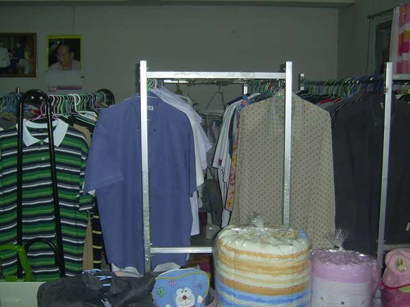 AP  DRY CLEAN ซักแห้ง ยินดีให้บริการรับ- ส่งถึงที่ในย่านบริเวณ ลาดพร้าว 71, โชคชัย 4, สตรีวิทยา 2, ว