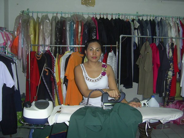 AP  DRY CLEAN ซักแห้ง ยินดีให้บริการรับ- ส่งถึงที่ในย่านบริเวณ ลาดพร้าว 71, โชคชัย 4, สตรีวิทยา 2, ว