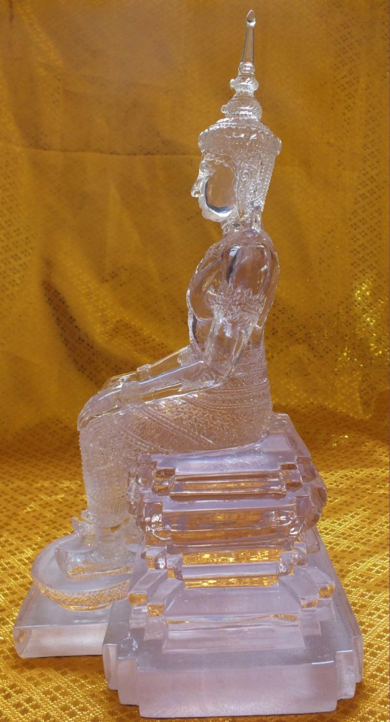 พระวิสุทธิเทพ วัดท่าซุง จ.อุทัยธานี สูง 12.5 นิ้ว