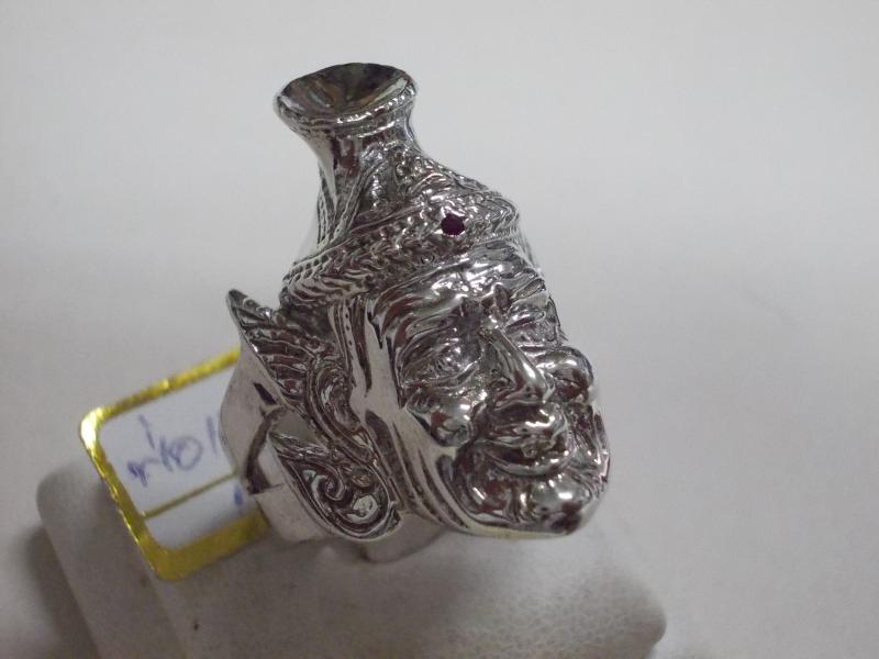 แหวนเงินพ่อแก่ วงใหญ่ มีไซส์เดียวเบอร์63 คุ้มแน่นอน