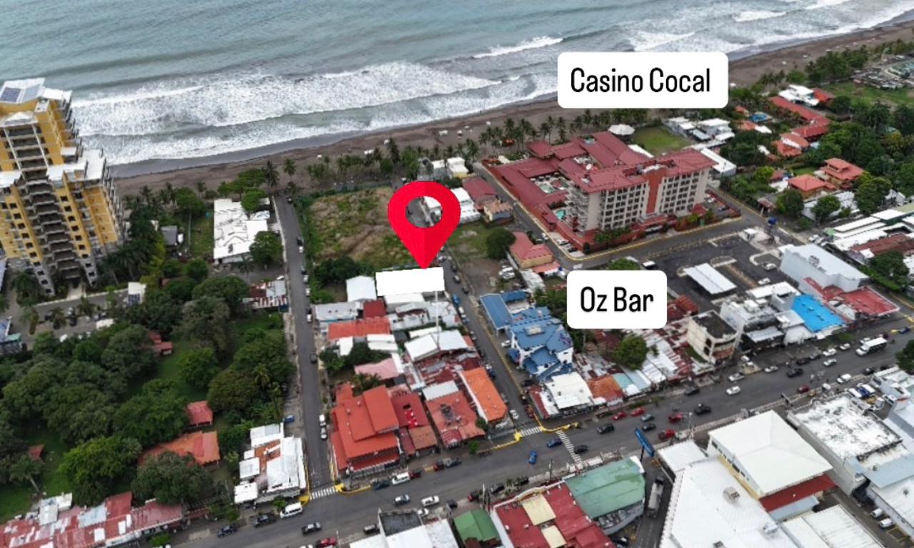Foto de Lote de 300 m² a solo 50 Metros de Playa Jacó - Zona Comercial y Residencial