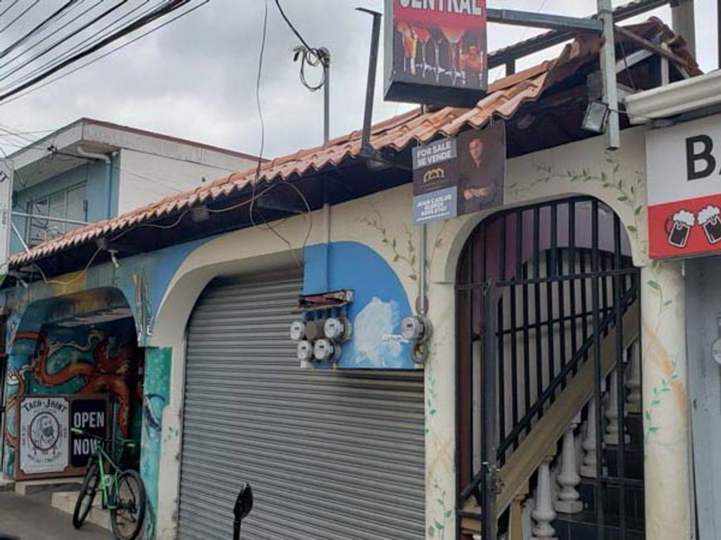 Foto 7 de Complejo Comercial de Uso Mixto en Playa Jacó - 50 m del Mar e Ingresos Activos