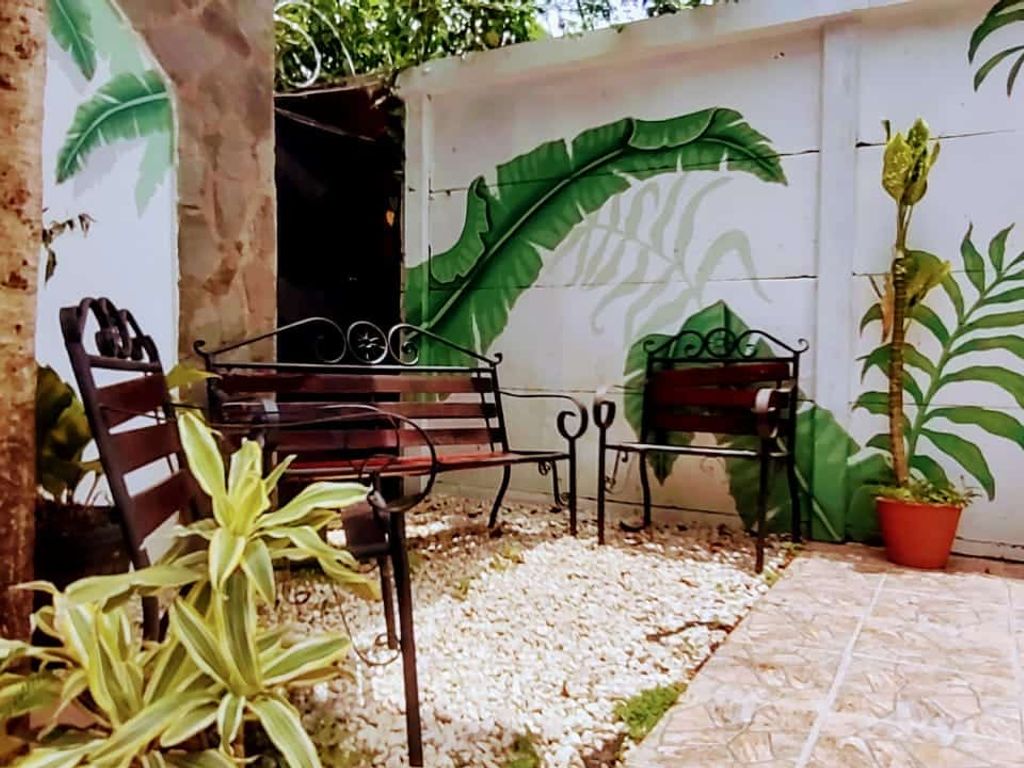Foto de Centro de Retiros y Complejo Vacacional Boutique de 8 Habitaciones en Jacó