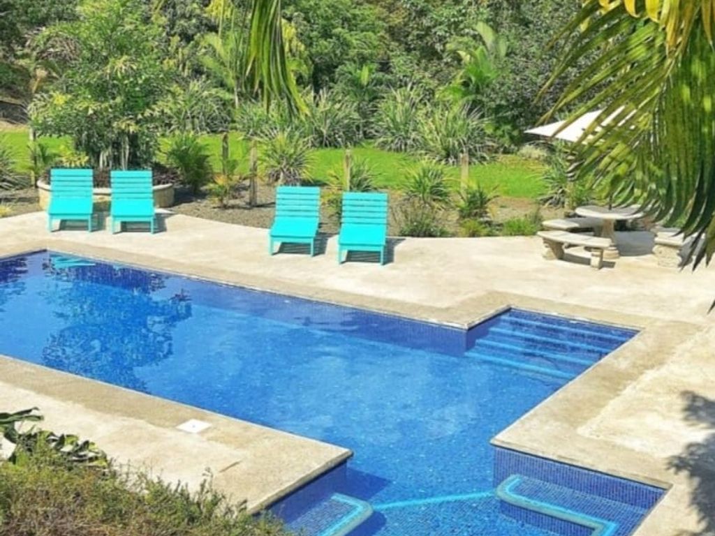 Foto 17 de Complejo de 8 Villas y Piscina en Playa Hermosa - Inversión Llave en Mano