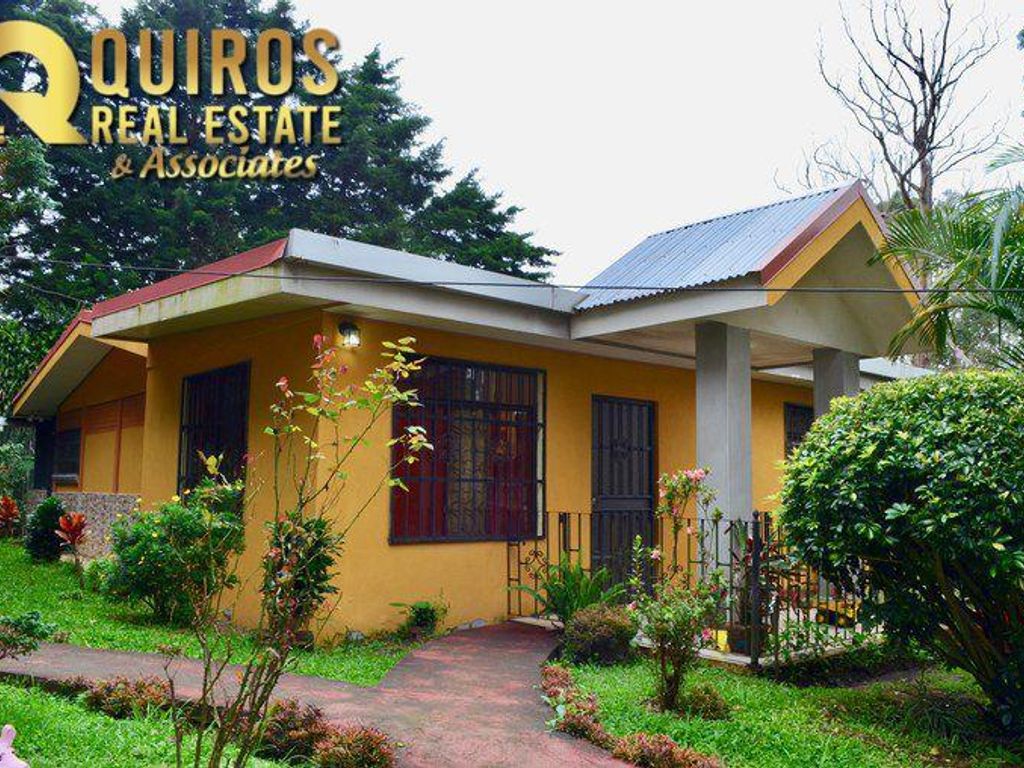 Foto de Residencia de Lujo con Casa de Huéspedes en Santo Domingo, Heredia