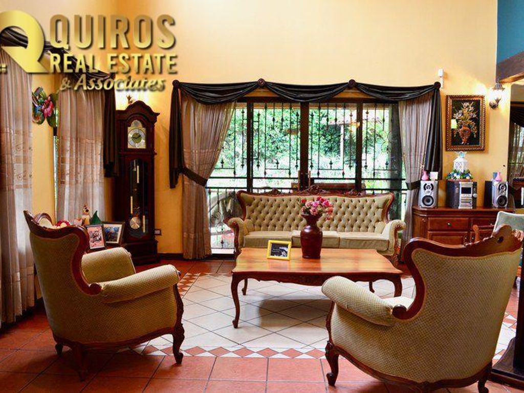 Foto 8 de Residencia de Lujo con Casa de Huéspedes en Santo Domingo, Heredia