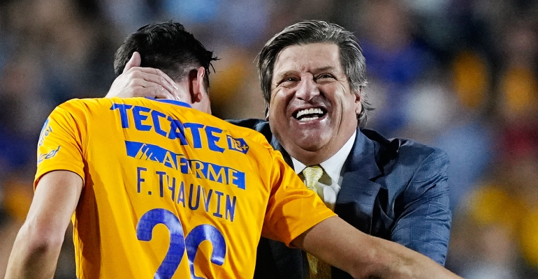 hERRERA CON thAUVIN