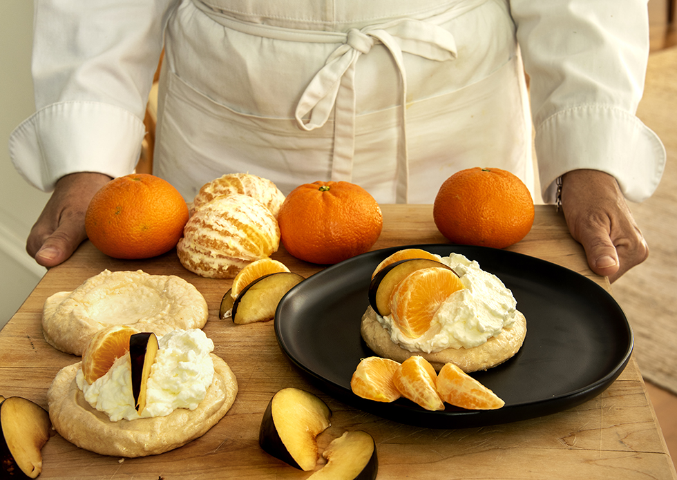 Pavlovas com Tangerina e Ameixa