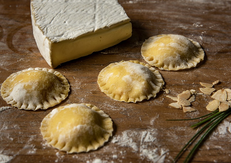 Ravioli de Brie ao Molho de Limão