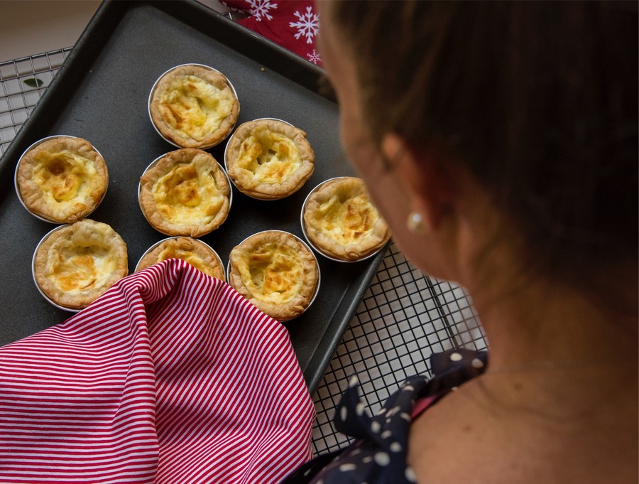 Empadinhas de Queijo com Massa Folhada