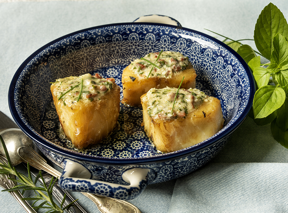 Bacalhau Grelhado com Manteiga de Alho e Presunto Cru