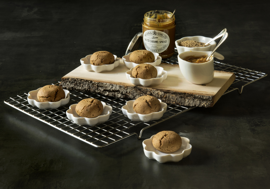 Macarons de Pão de Mel, Caramelo e Coco