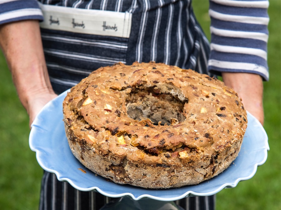 Bolo de Frutas Fit (Sem Gorduras, sem Glúten, sem Lactose e sem Açúcar)