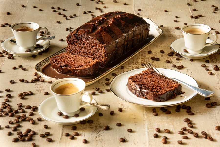 Bolo de Chocolate e Café com Calda de Cappuccino