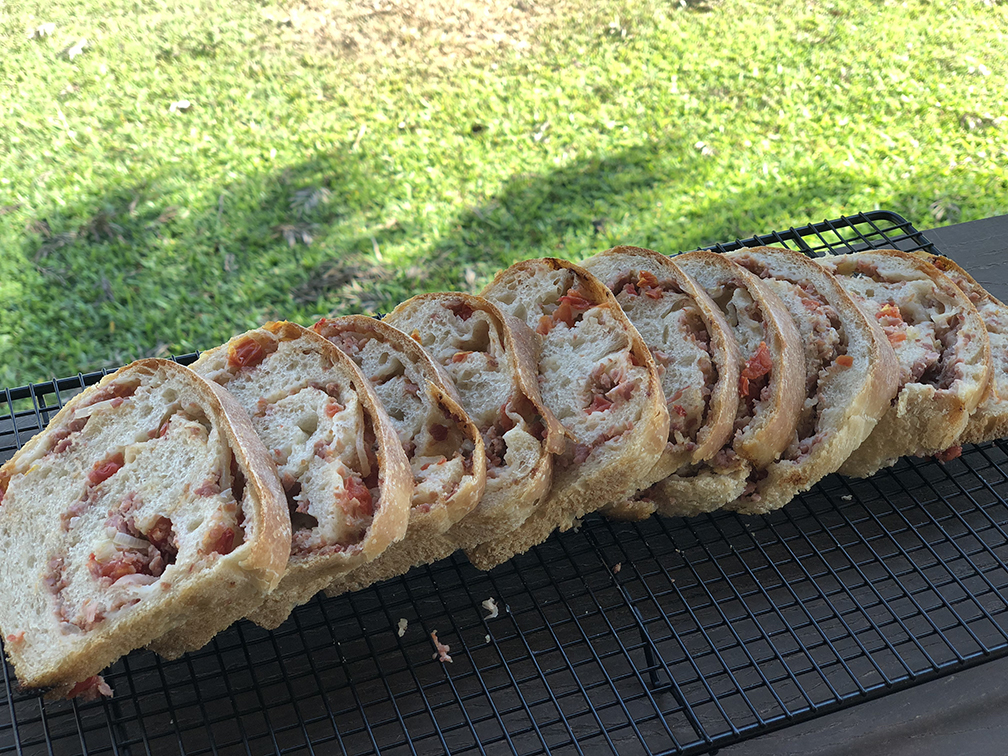 Pão de Linguiça Calabresa com Levain