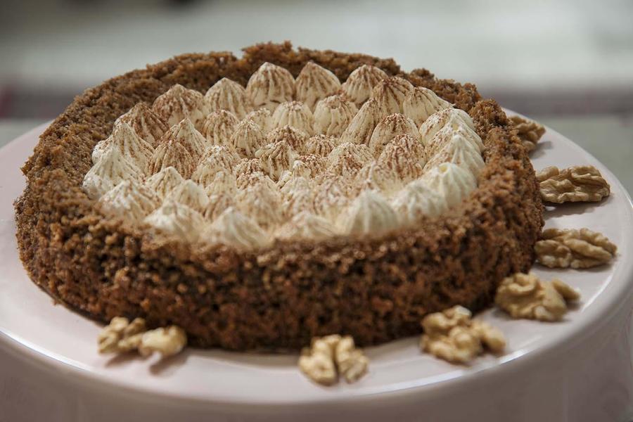 Bolo de Natal de Tâmara e Nozes