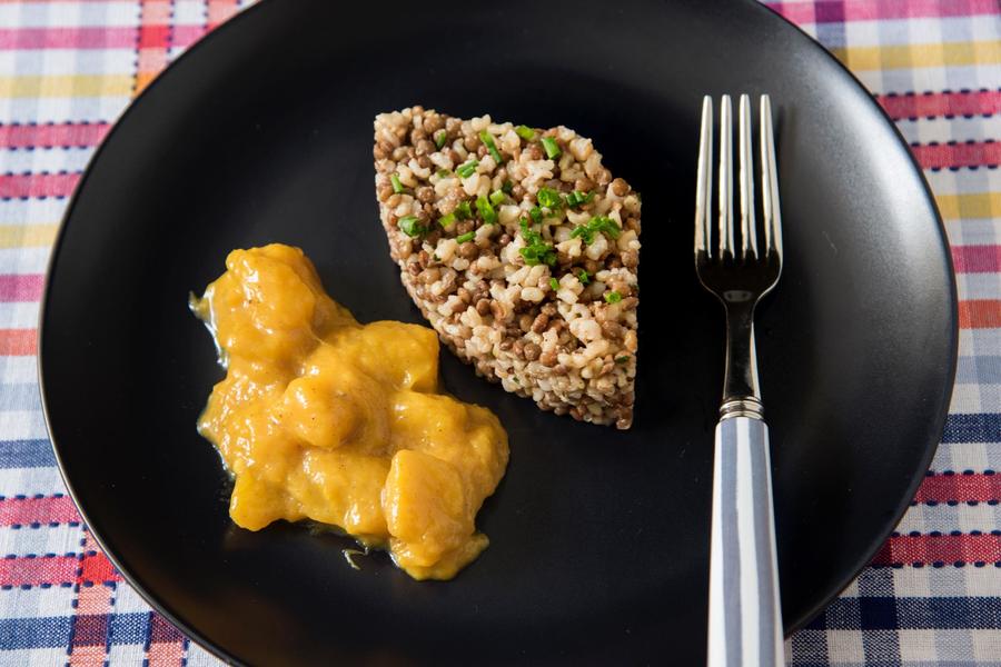 Arroz Integral com Lentilhas, Especiarias e Chutney de Manga