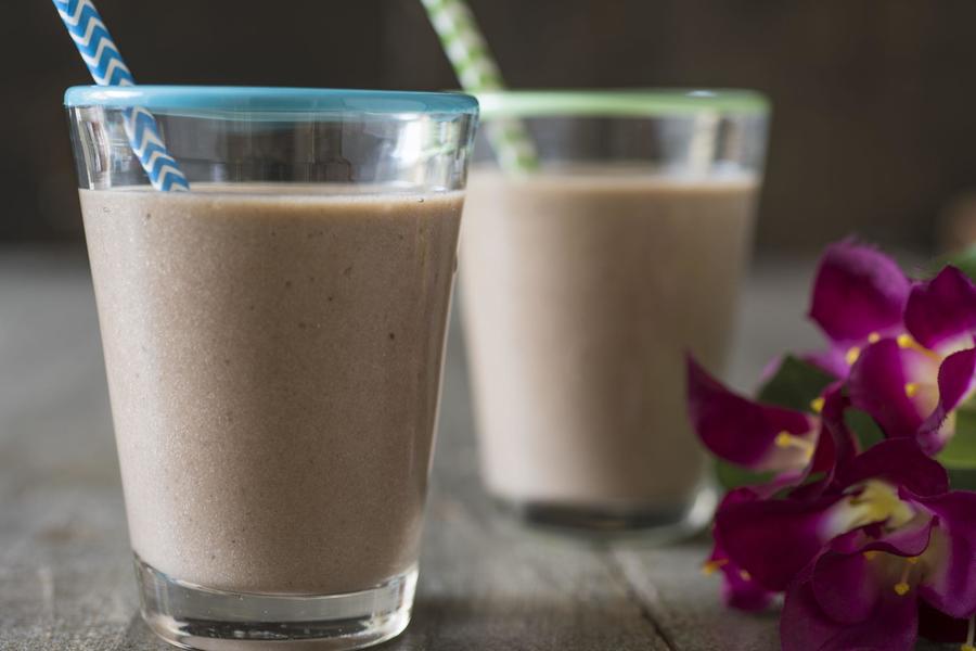 Smoothie de Banana, Amora e Gengibre