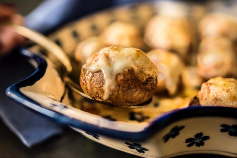 Champignon Recheado com Linguiça e Queijo