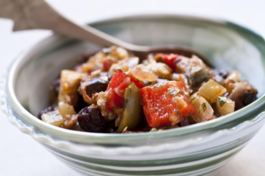 Caponata Siciliana  Na cozinha com a Helô 