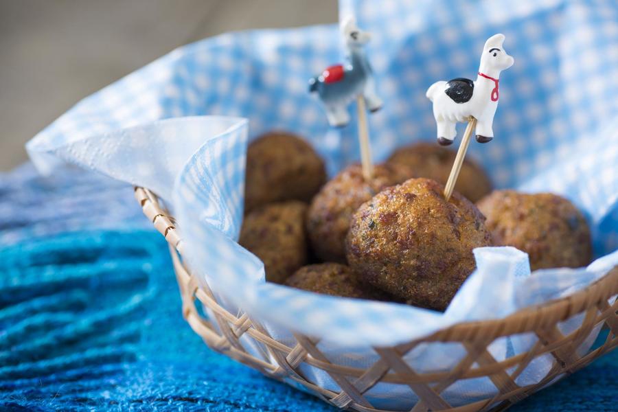 Bolinhos Juninos de Mandioca