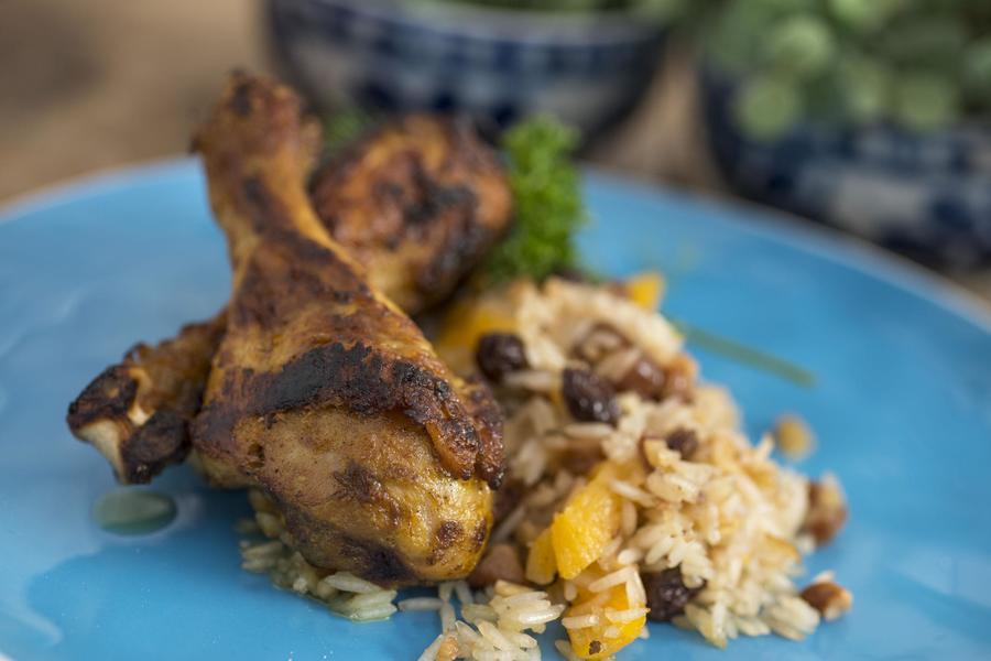 Frango Tandoor com Arroz de Frutas Secas