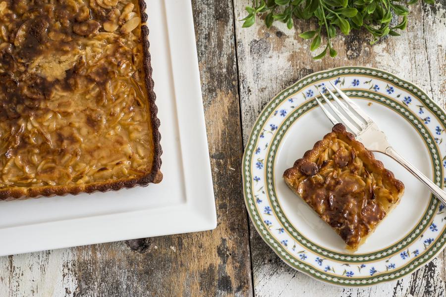 Torta Caramelizada de Amêndoa