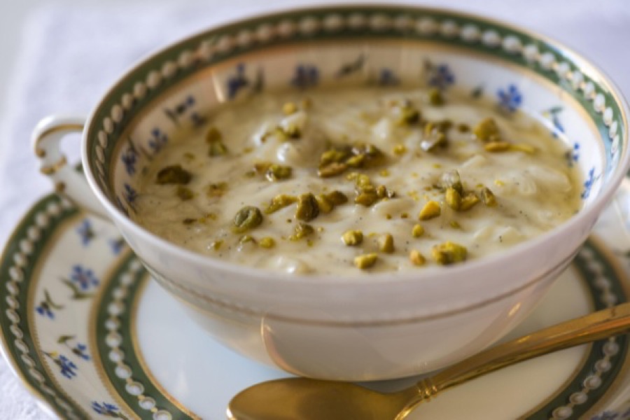 Arroz-doce com Cardamomo, Pistache e Água de Rosas