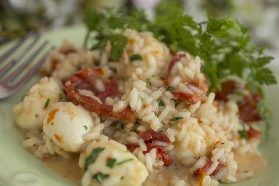 Risoto de Tomate Seco, Rúcula e Mussarela de Búfala