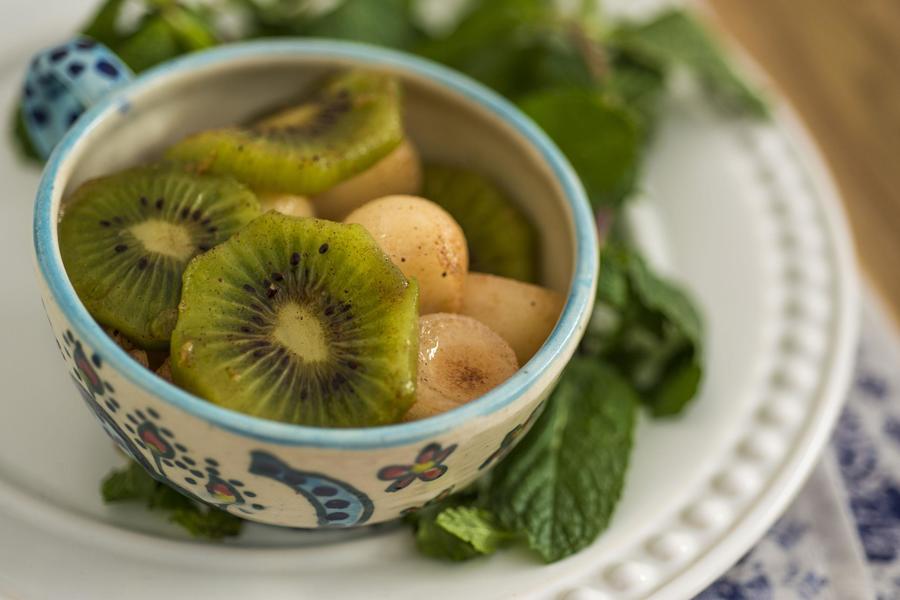  Melão e Kiwi com Calda de Gengibre