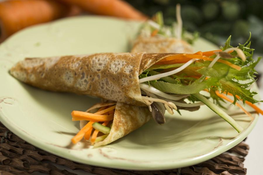 Temaki de Crepe Recheado com Vegetais e Tofu