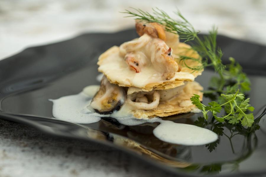 Mil-Folhas do Mar, Zabaione de Champanhe e Velouté de Manjericão