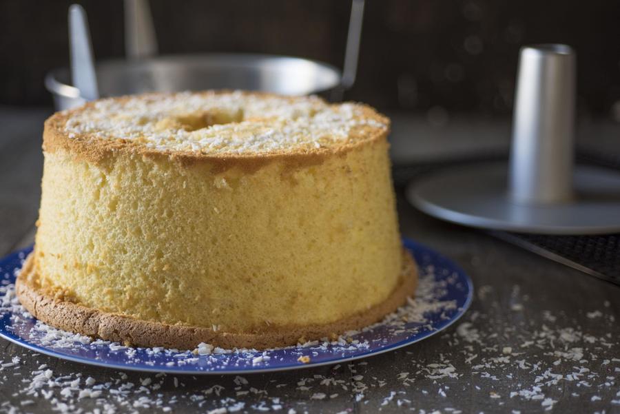 Bolo Chiffon de Coco