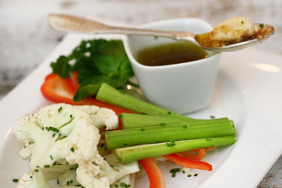 Vegetais com Molho de Bagna Cauda 