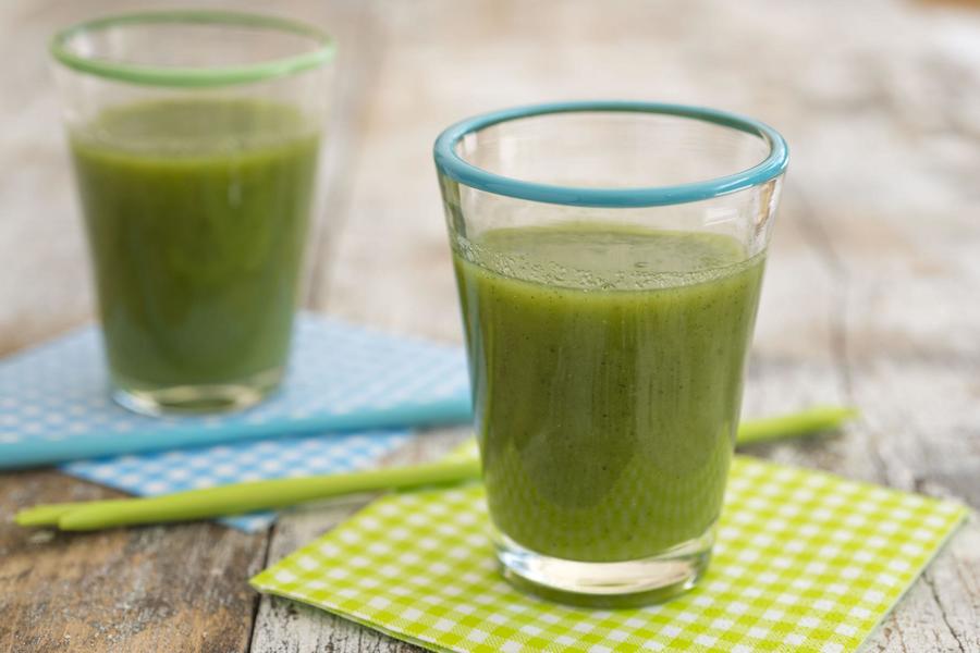 Suco de Pepino com Laranja e Orégano