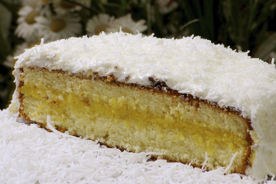 Bolo de Coco com Baba de Moça