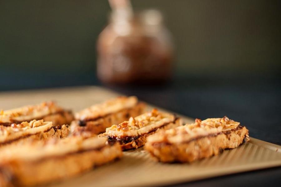 Tartine de Camembert com Nozes e Figo