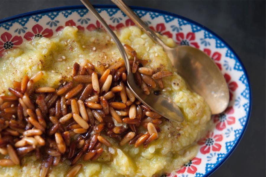 Babaganuche de Abobrinha, Pinoli e Zaatar