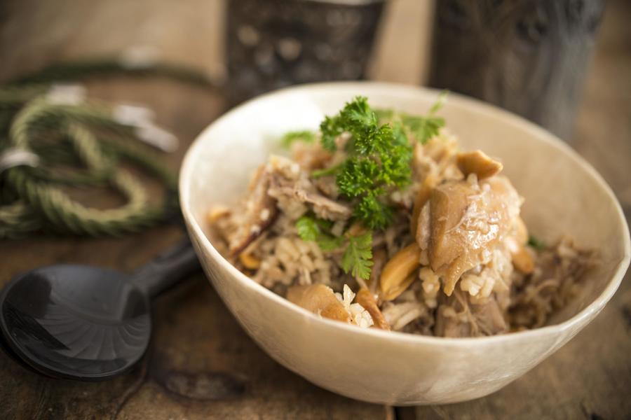 Arroz com Frango e Amêndoas