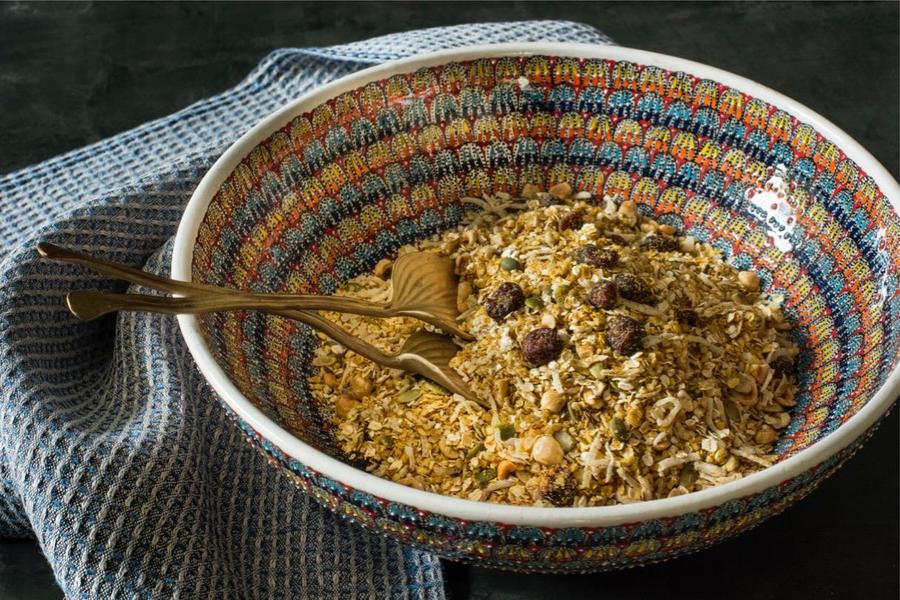 Confeito (Granola) de Quinua com Açafrão-da-Terra