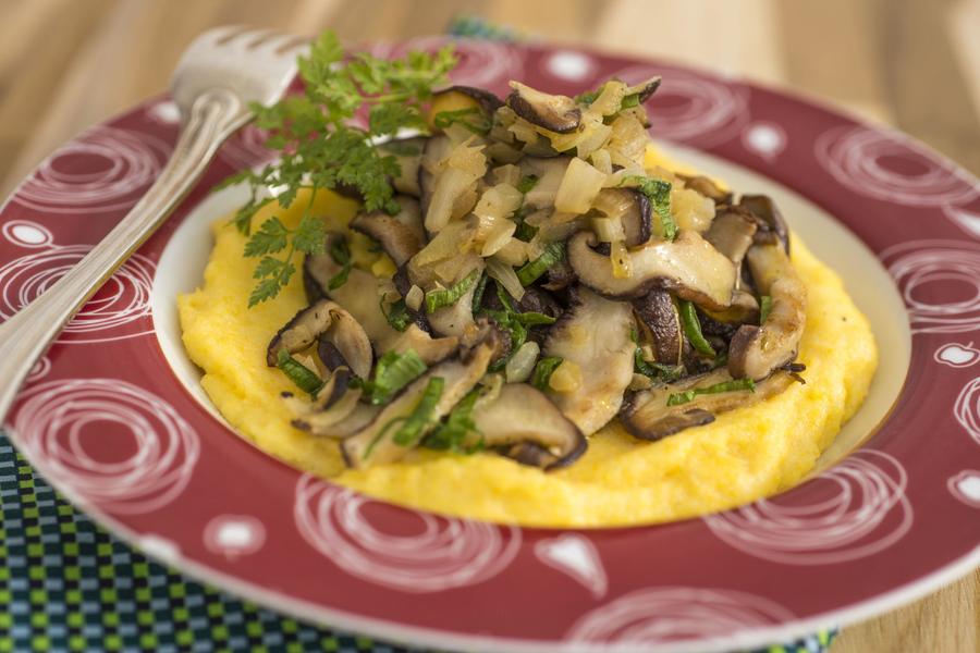 Polenta Cremosa com Funghi