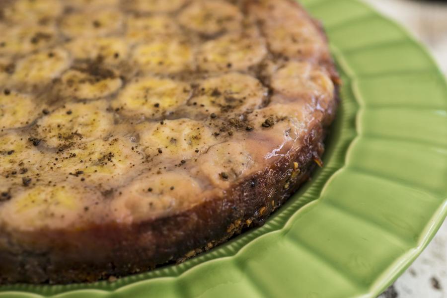 Tarte Tatin de Banana com Castanha de Caju