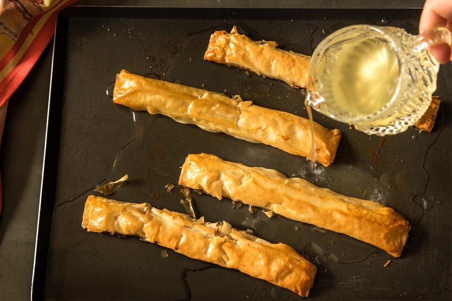 Charuto de Baklava de Castanha de Caju