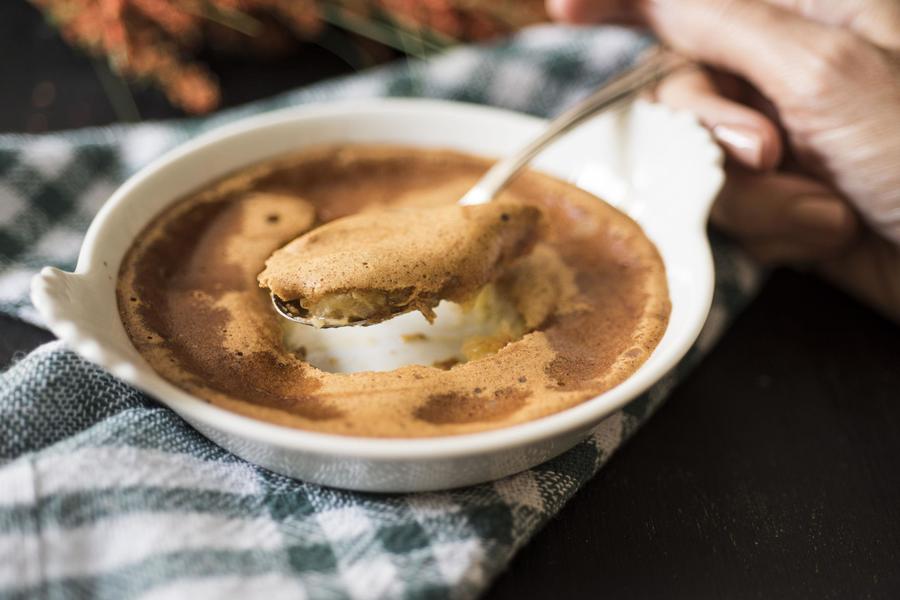 Banana ao Molho de Maracujá e Mel ao Zabaione de Cachaça e Canela