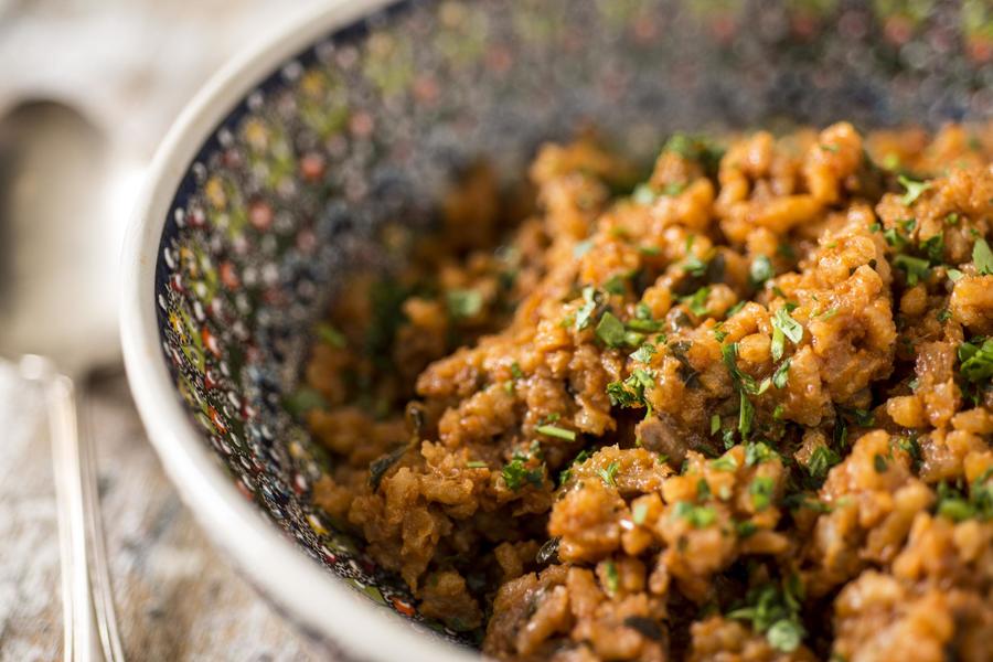 Pilaf com Molho de Tomate e Cogumelos Porcini