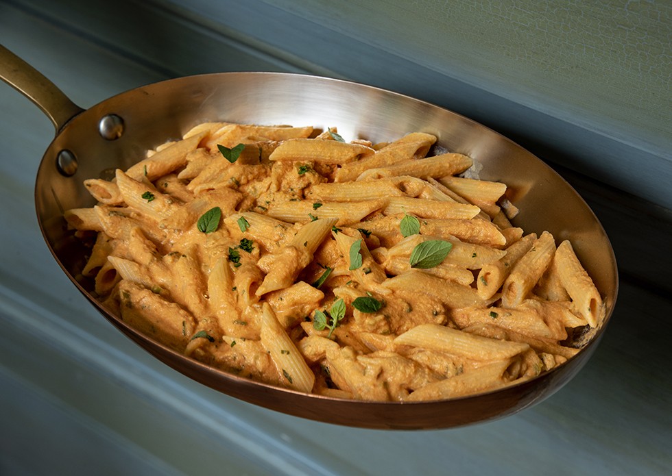 Penne com Molho Rosé e Camarão