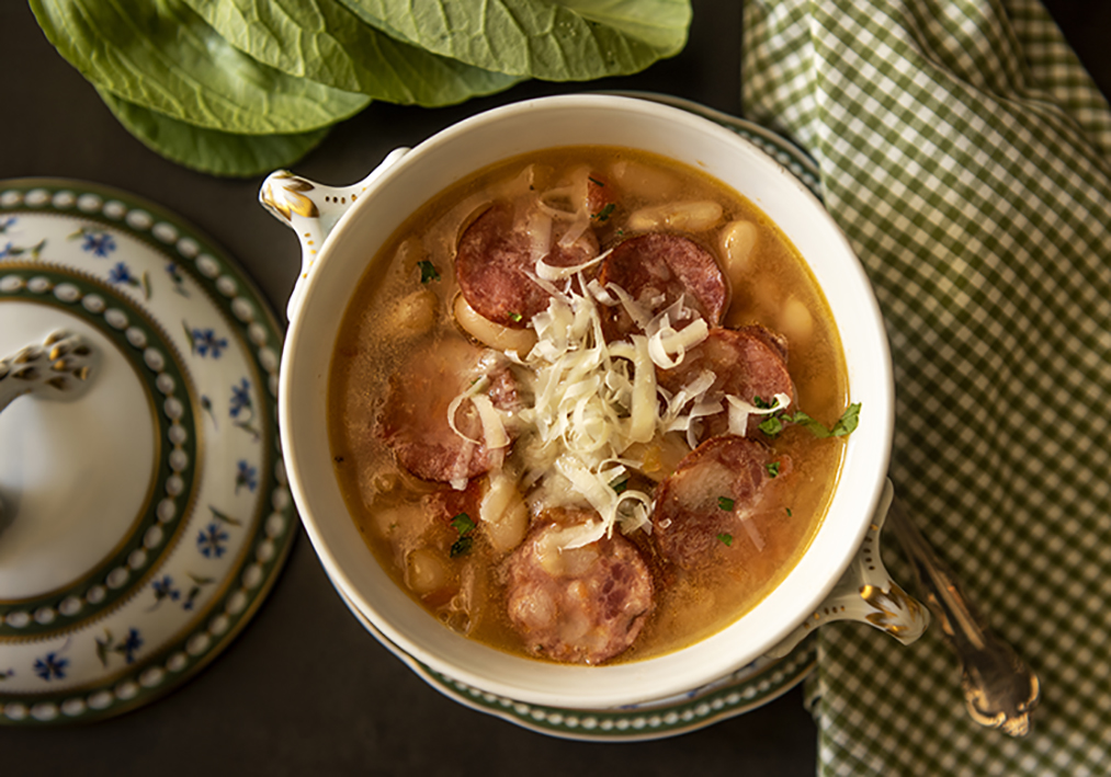 Sopa de Feijão-Branco com Linguiça