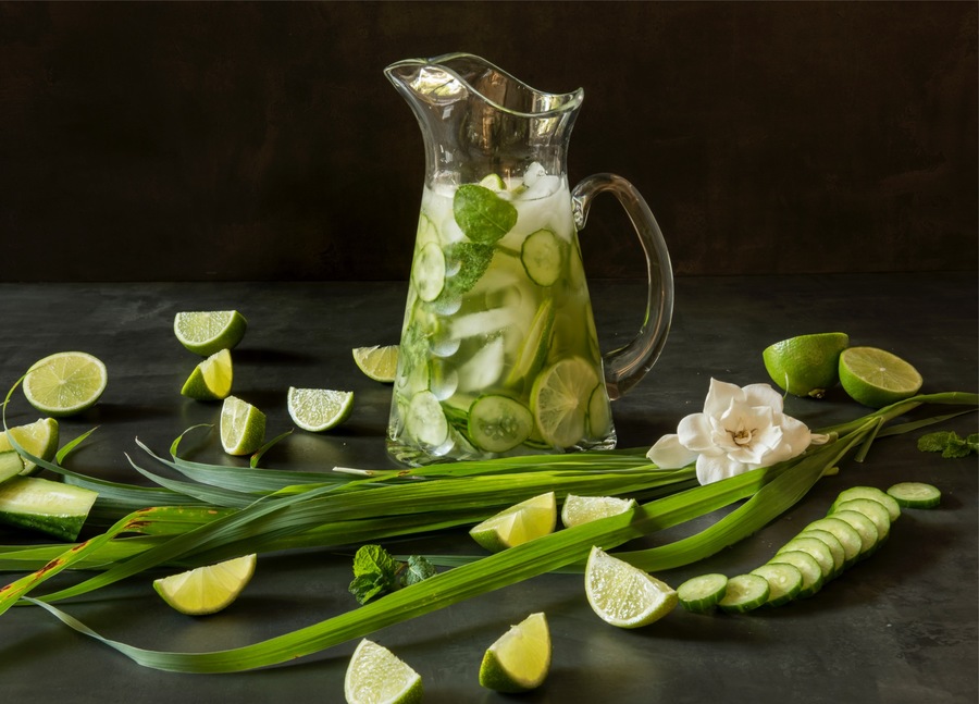 Água de Cheiro de Pepino com Limão