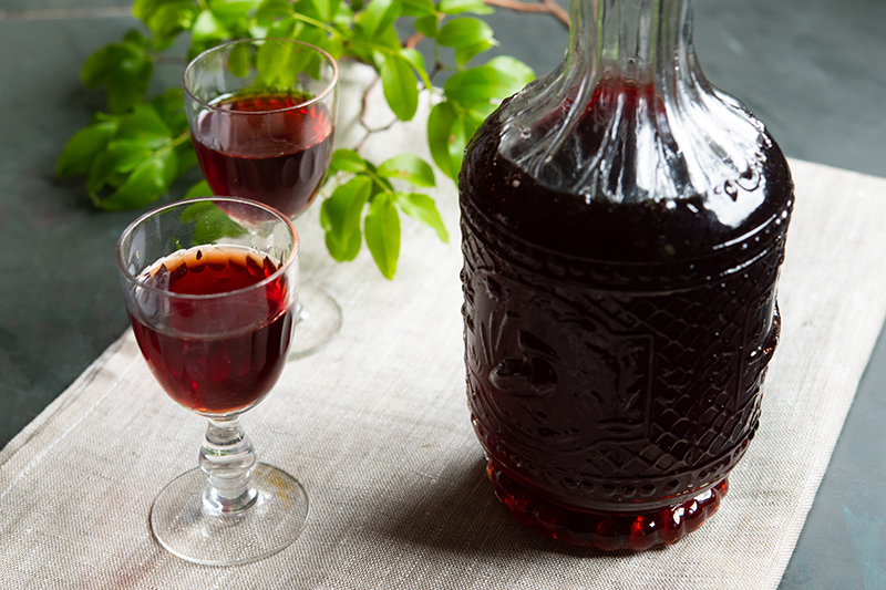 Licor de Jabuticaba - Tá na Mesa